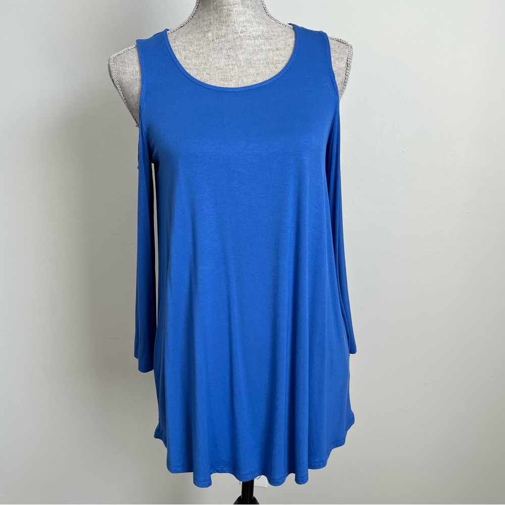 Cable Gauge Cold Shoulder Tunic Top Blue Medium